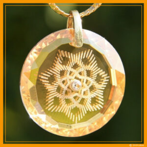 Goldenes Ashtar-Medaillon